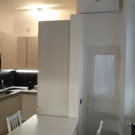Kibilu - Via Abetone Apartment *