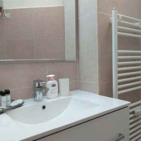 Apartment Kibilu - Via Abetone Milan